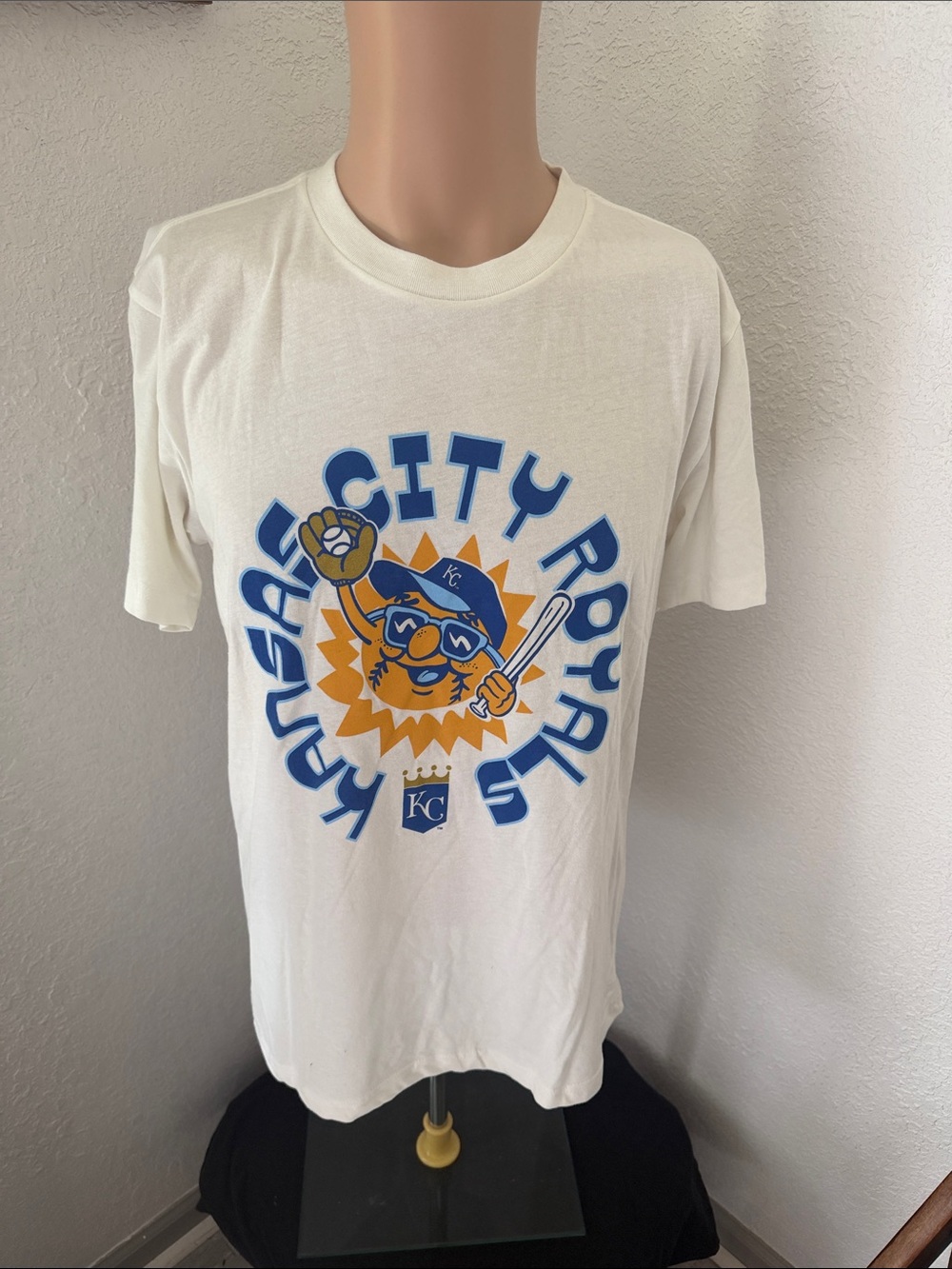 Charlie Hustle Kansas City Royals Graphic Tee - White with Blue & Gold Logo